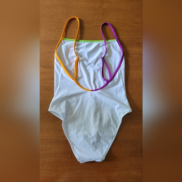 Madewell x Solid & Striped® Colorblock Tipped Chelsea One-Piece Swimsuit - Picture 4 of 4